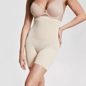 Assets By Spanx Women's Shaping High-Waist Short Beige L